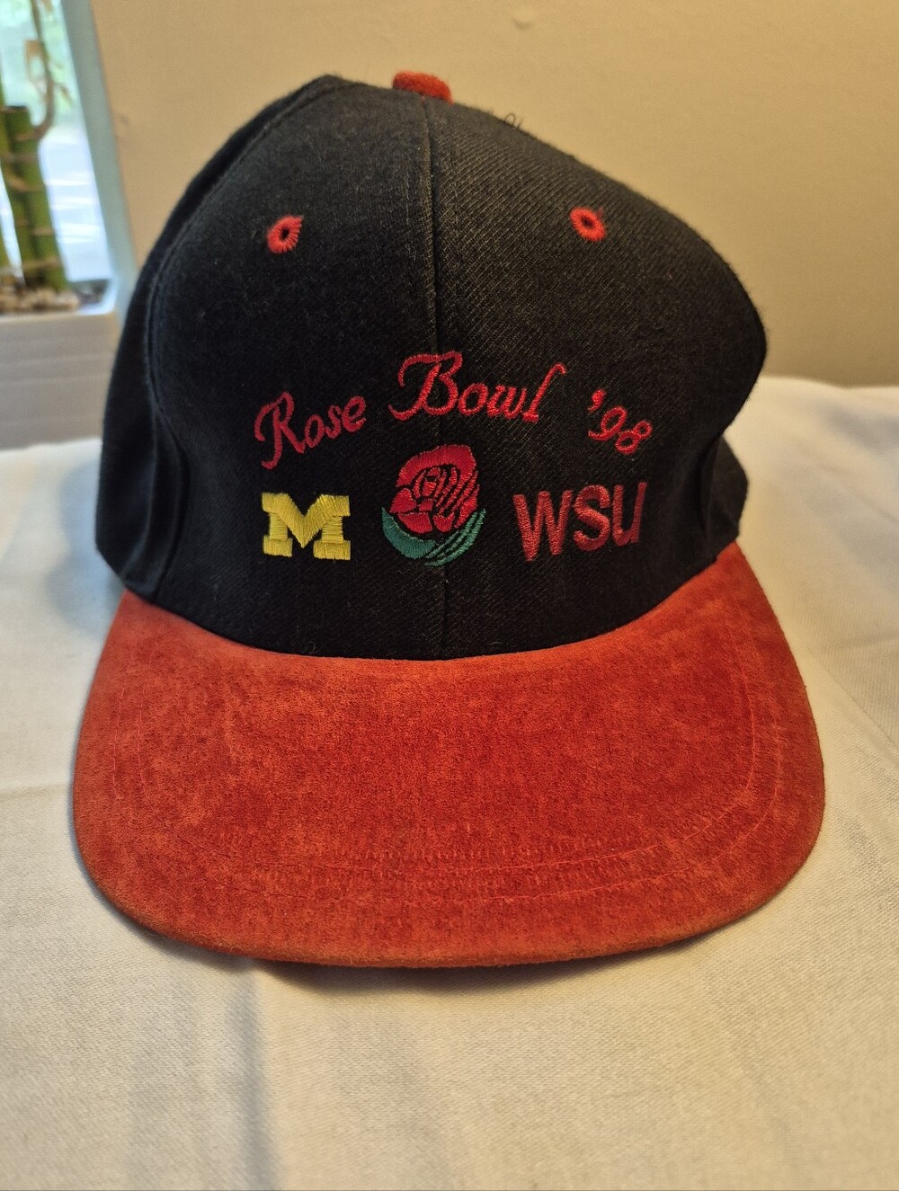 Vintage 1998 Nissin Rose Bowl Hat Michigan V WSU